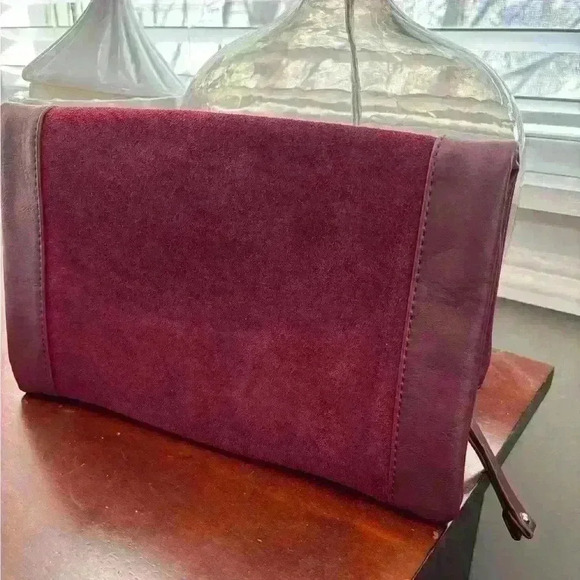 Sole Society Clutch Purse - Burgundy EUC - Picture 3 of 6